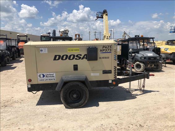 2015 Doosan P425/HP375WCUT4 Air Compressor