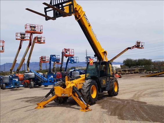 2012 JCB 512-56 S Rough Terrain Forklift