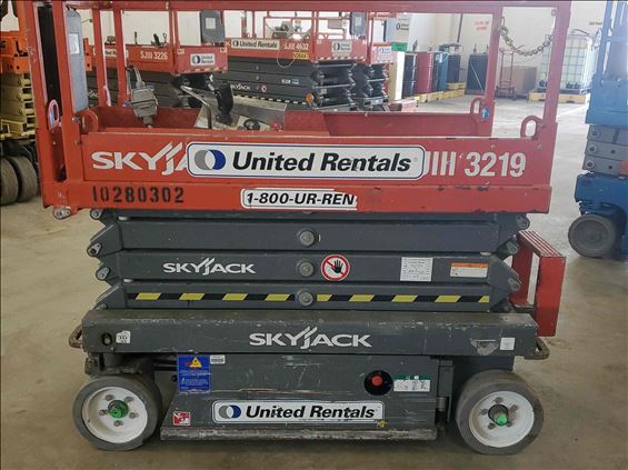2014 Skyjack SJIII3219 Scissor Lift