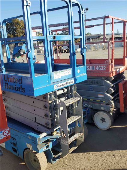 2014 Genie GS-3246 Scissor Lift