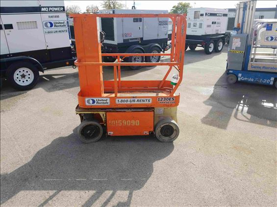 2013 JLG 1230ES Scissor Lift