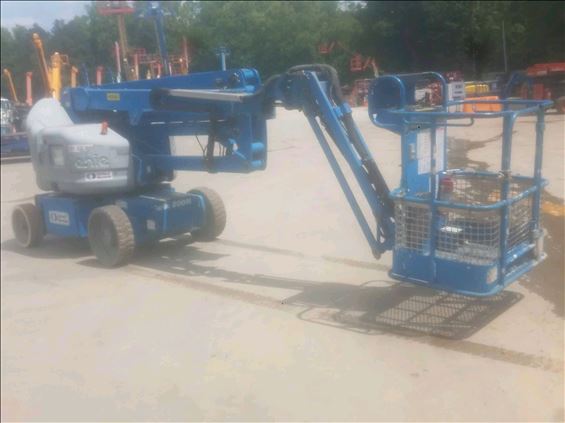 2013 Genie Z-40/23N RJ Boom Lift
