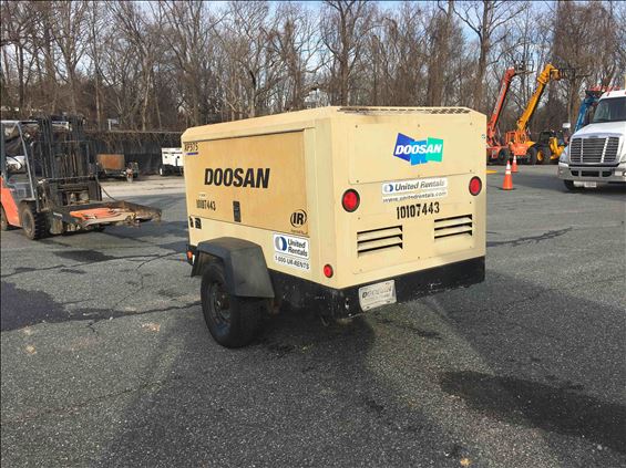 2013 Doosan XP375WCU-FX-T3 Air Compressor