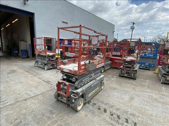 2014 Skyjack SJIII3219 Scissor Lift