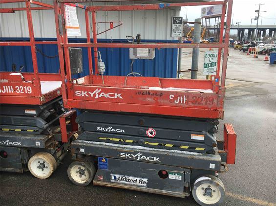 2014 Skyjack SJIII3219 Scissor Lift