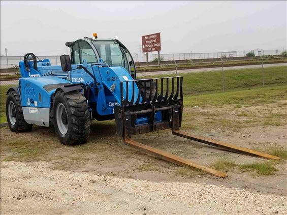 2014 Genie GTH-1544 Rough Terrain Forklift