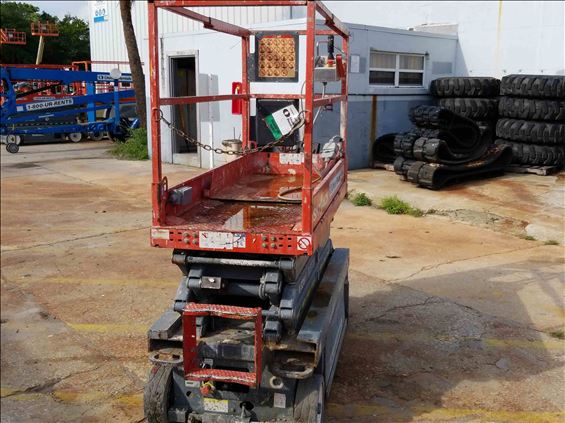 2013 Skyjack SJIII3219 Scissor Lift