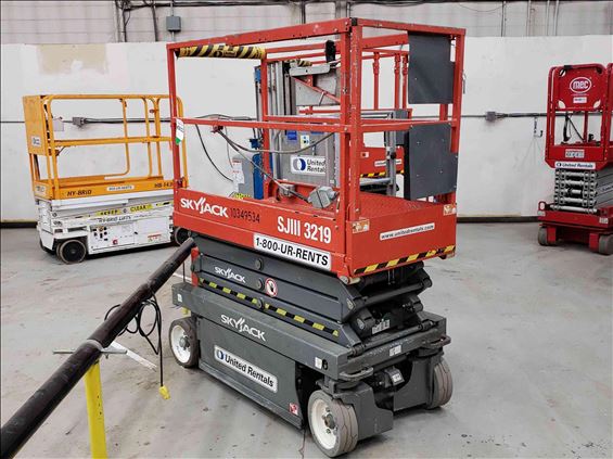 2015 Skyjack SJIII3219 Scissor Lift