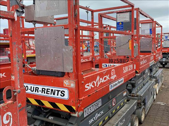 2015 Skyjack SJIII3219 Scissor Lift