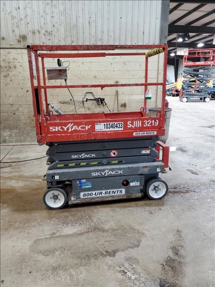 2015 Skyjack SJIII3219 Scissor Lift