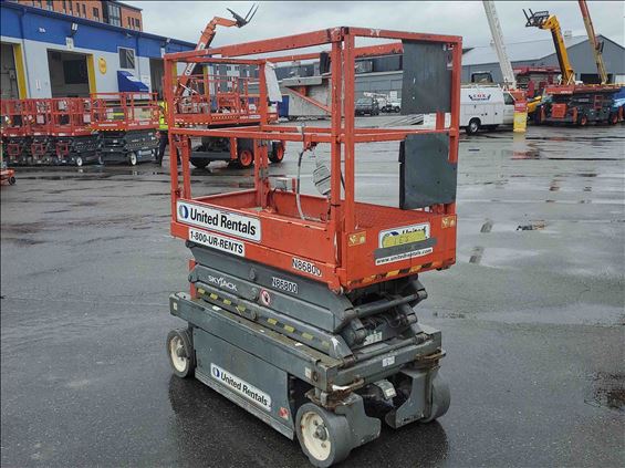 2014 Skyjack SJIII3219 Scissor Lift