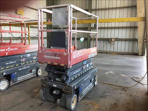 2014 Skyjack SJIII3219 Scissor Lift