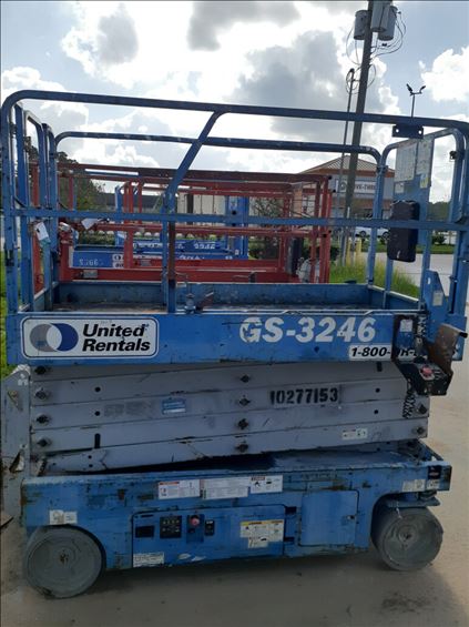 2014 Genie GS-3246 Scissor Lift
