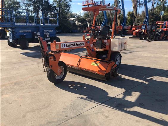 2015 LAY-MOR SM300