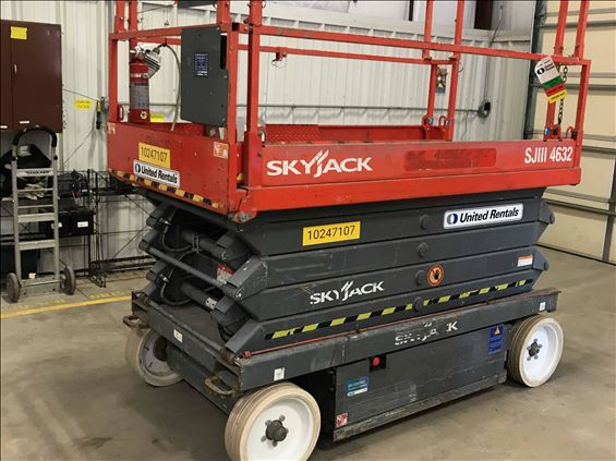 2014 Skyjack SJIII4632 Scissor Lift