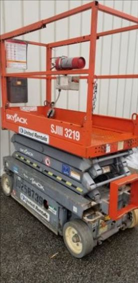 2014 Skyjack SJIII3219 Scissor Lift