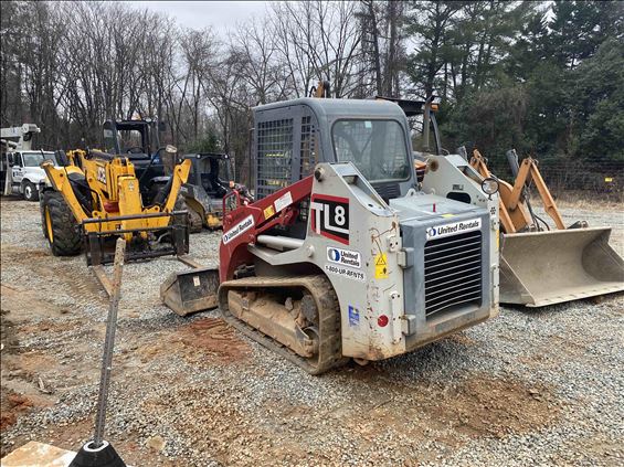 2015 Takeuchi TL8CN
