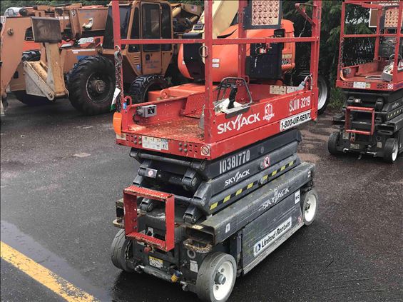 2015 Skyjack SJIII3219 Scissor Lift