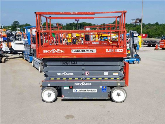 2014 Skyjack SJIII4632 Scissor Lift