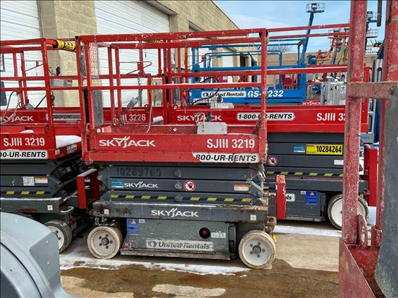 2014 Skyjack SJIII3219 Scissor Lift