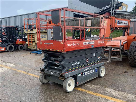 2014 Skyjack SJIII4632 Scissor Lift