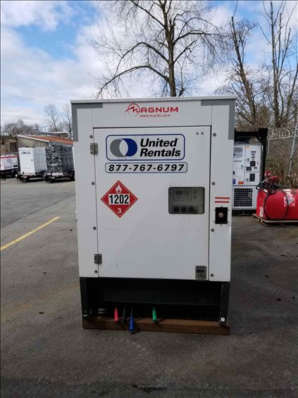 2012 Magnum Pro MMG320 Diesel Generator