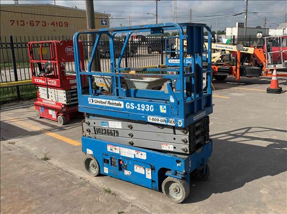 2014 Genie GS-1930 Scissor Lift