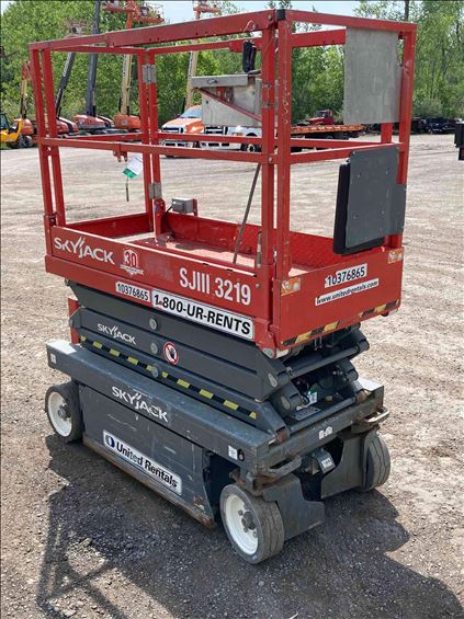 2015 Skyjack SJIII3219 Scissor Lift