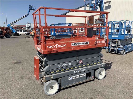 2014 Skyjack SJIII4632 Scissor Lift