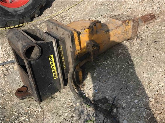 2016 Atlas Copco SB 452 Earthmoving Attachment