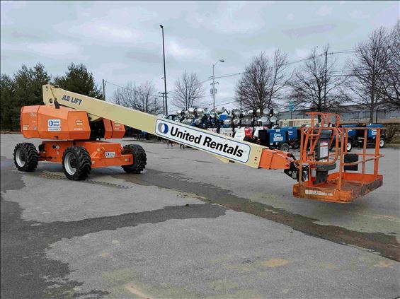 2014 JLG 800S Boom Lift