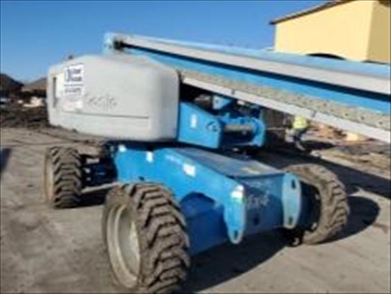 2013 Genie S-65 Boom Lift