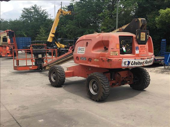 2013 JLG 400S Boom Lift