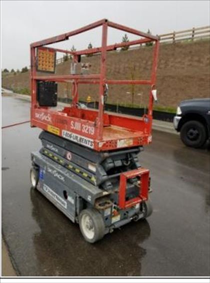 2014 Skyjack SJIII3219 Scissor Lift
