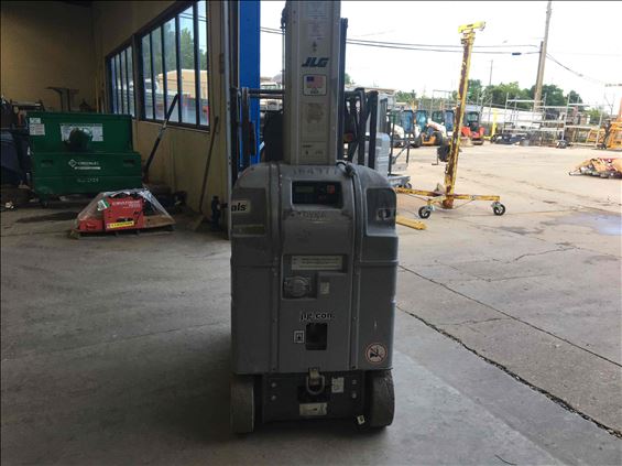 2011 JLG 20MVL-EXT Vertical Lift