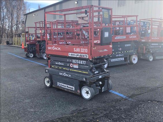 2014 Skyjack SJIII3219 Electric Scissor Lift