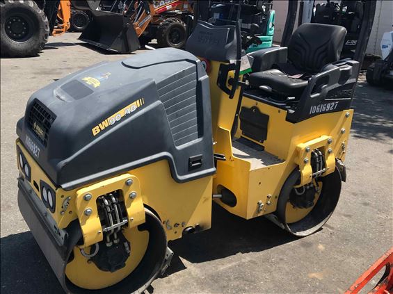 2017 BOMAG BW 90 AD-5 Ride-On Roller