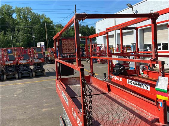 2015 Skyjack SJIII3226 Scissor Lift