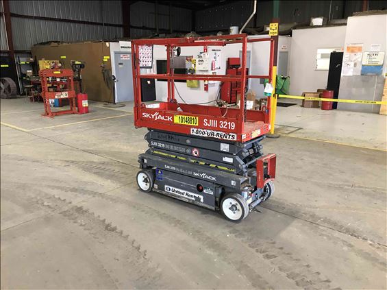 2013 Skyjack SJIII3219 Scissor Lift