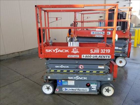 2015 Skyjack SJIII3219 Scissor Lift
