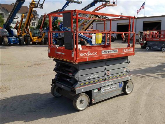 2014 Skyjack SJIII4632 Scissor Lift