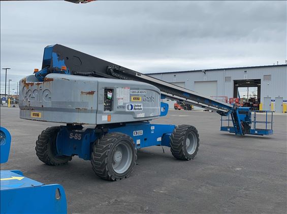 2013 Genie S-85 Boom Lift