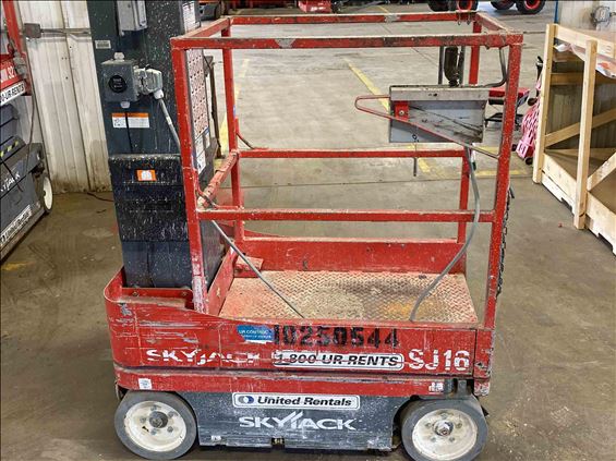 2014 Skyjack SJ16 Scissor Lift