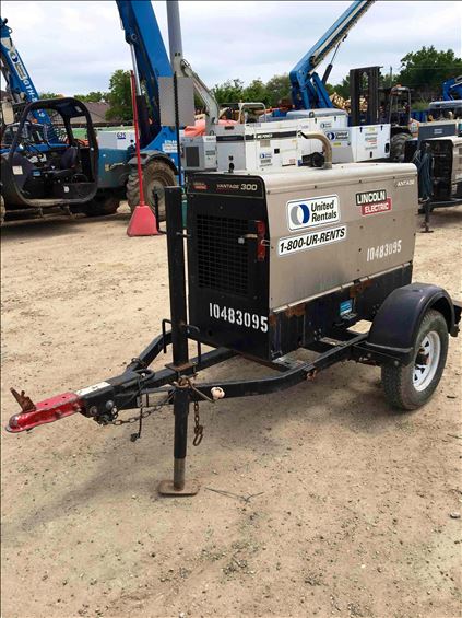 2016 Lincoln Electric Vantage 300 Welder