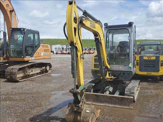 2015 Wacker Neuson EZ38 Mini-Excavator