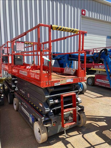 2015 Skyjack SJIII4632 Scissor Lift