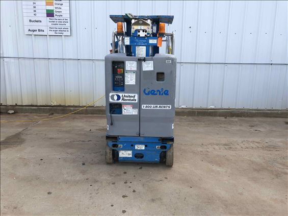 2014 Genie GR-12 Scissor Lift