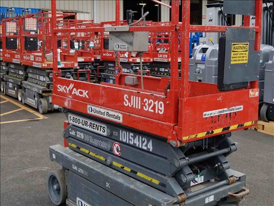 2013 Skyjack SJIII3219 Scissor Lift