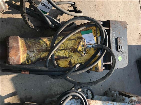 2015 Atlas Copco SB452 Earthmoving Attachment