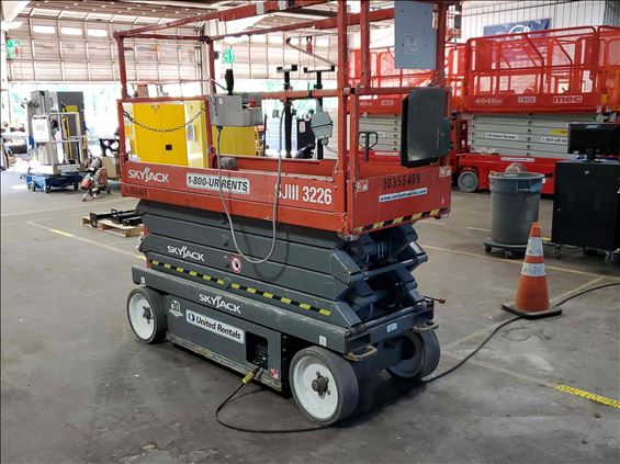 2015 Skyjack SJIII3226 Scissor Lift